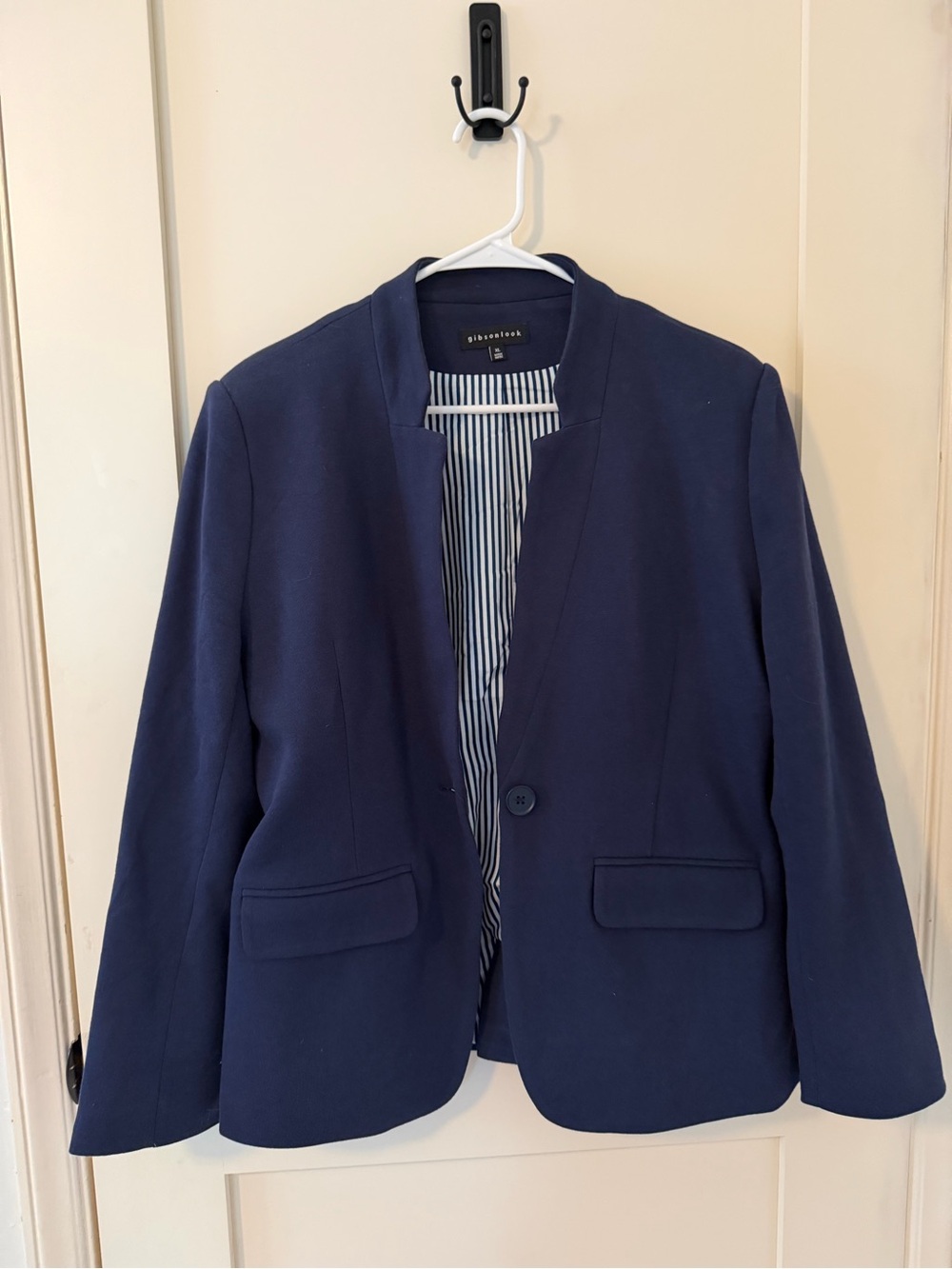 Gibsonlook Navy Collarless Single-Button Blazer